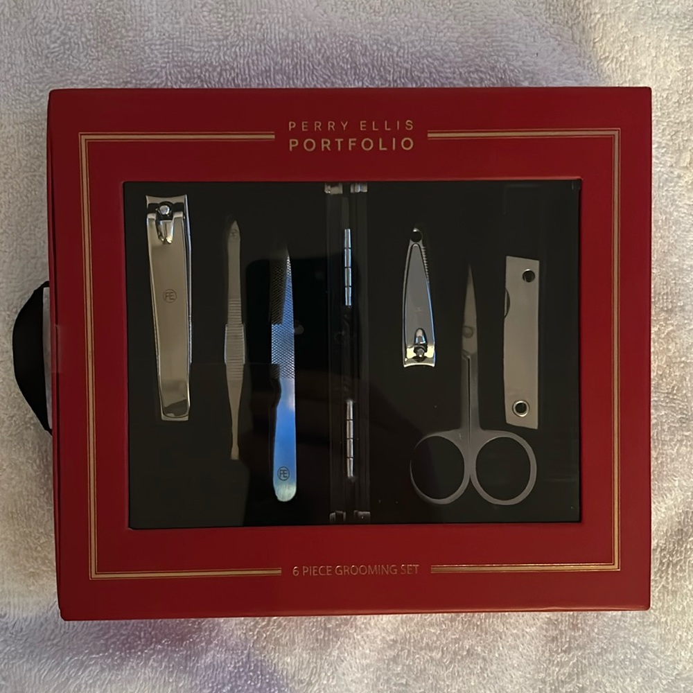 *NEW* Perry Ellis Portfolio 6 Piece Grooming Set
